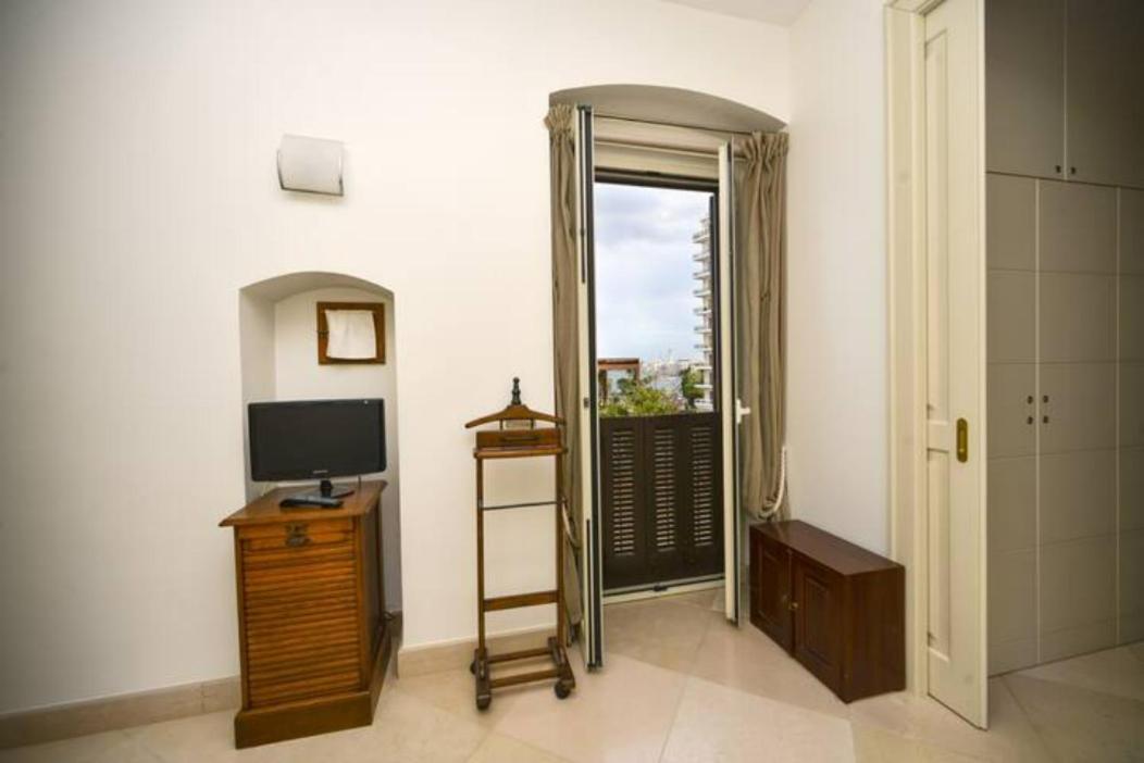 Scesa San Michele Apartman Bari Kültér fotó