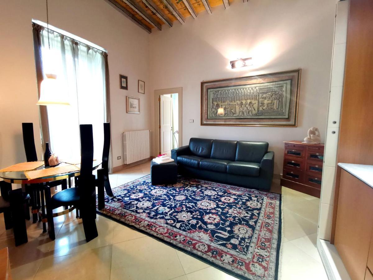 Scesa San Michele Apartman Bari Kültér fotó